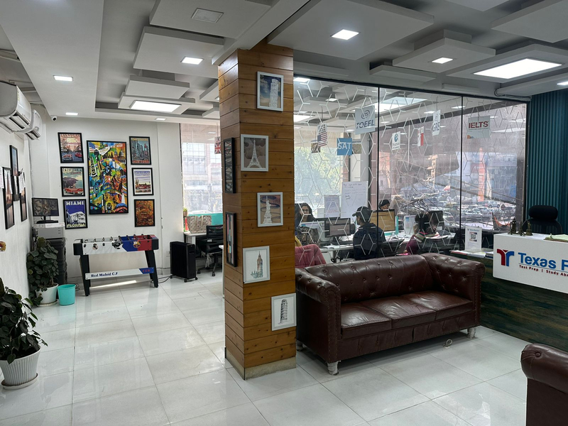 Cover photo of Texas Review - GRE, GMAT, SAT, IELTS Coaching in Rajouri Garden | Delhi - Study Abroad In USA | UK | GERMANY